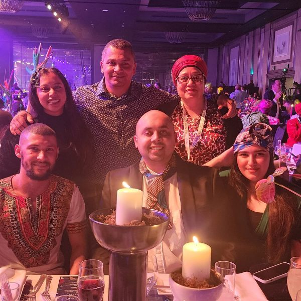 Intro Team Pic Gala Main